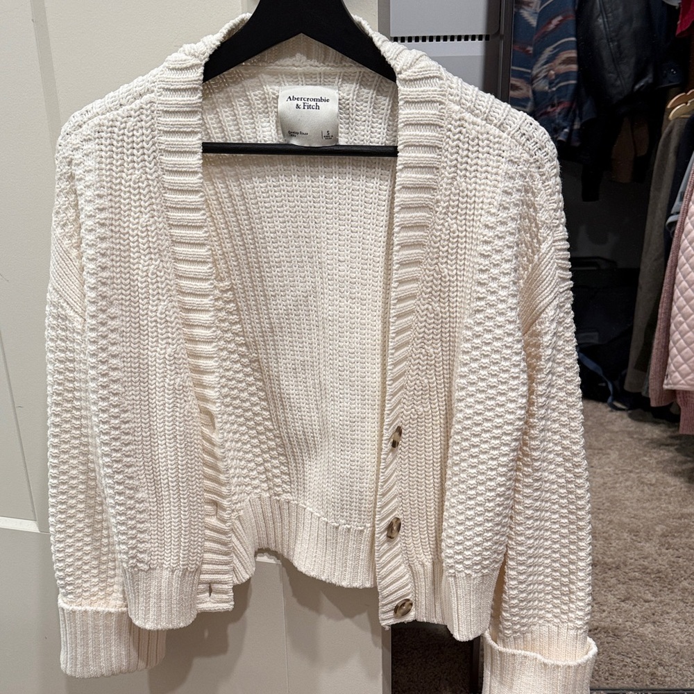 Abercrombie & Fitch Women's Textured Cream Cardigan